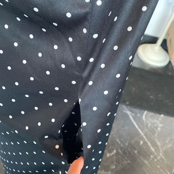 NWT WAYF Women Sleeveless V-Neck Bow Back Satin Mini Dress SZ M Black/ White Dot - Picture 2 of 10